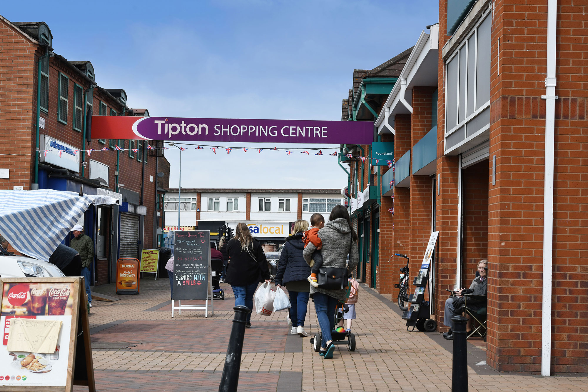 Tipton Centre | Stores